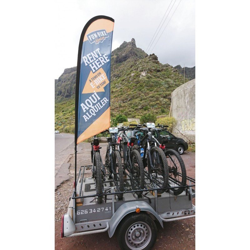 Banderas publicitarias forma cuchillo